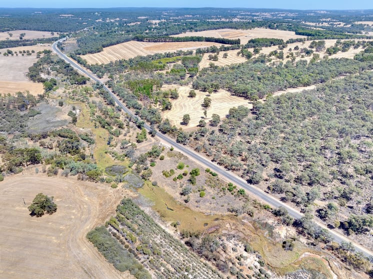 Click to view all images 3702 Great Eastern Highway Copley WA 6562 - Image 3