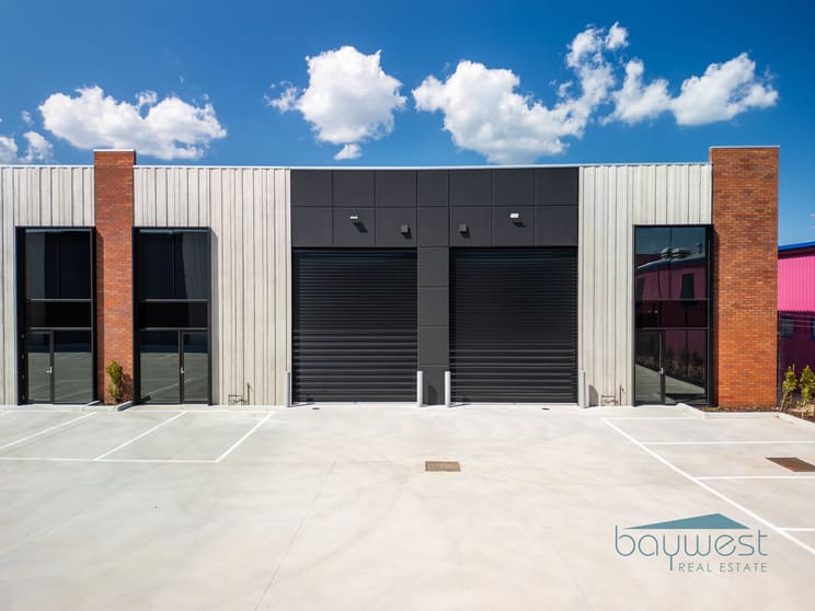 Click to view all images 79 Star Point Place Hastings VIC 3915 - Image 1