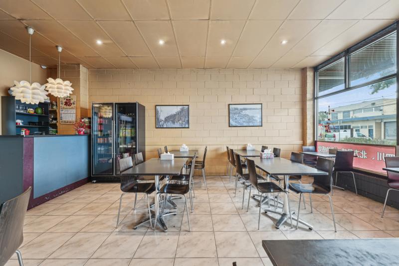 Click to view all images Shop/13 Dennison Mall Bundoora VIC 3083 - Image 3