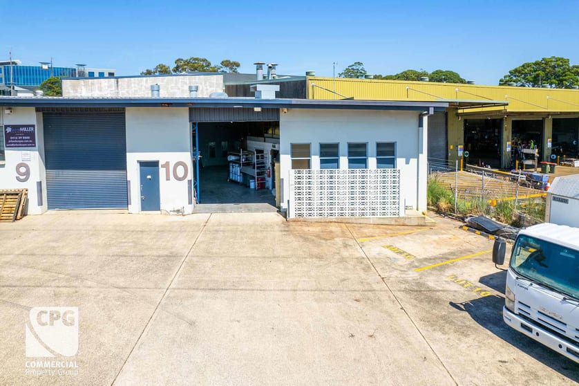 Click to view all images Unit 10/4 Ethell Road Kirrawee NSW 2232 - Image 2