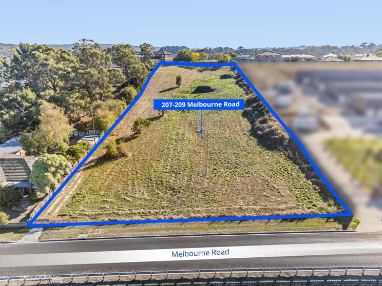 Click to view all images 207-209 Melbourne Road Brown Hill VIC 3350 - Image 2
