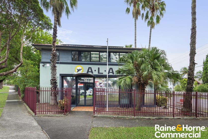 Click to view all images 25 Stoney Creek Road Bexley NSW 2207 - Image 2