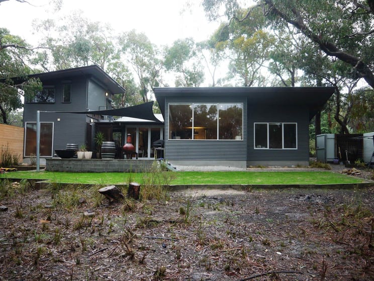 Click to view all images Halls Gap VIC 3381 - Image 1