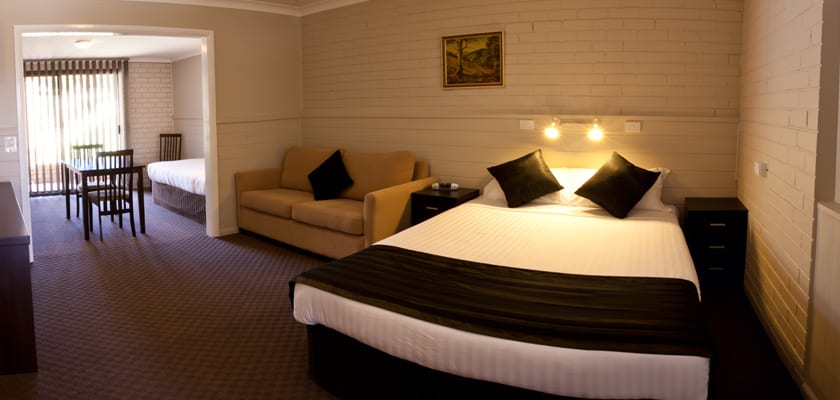 Click to view all images Adaminaby NSW 2629 - Image 2