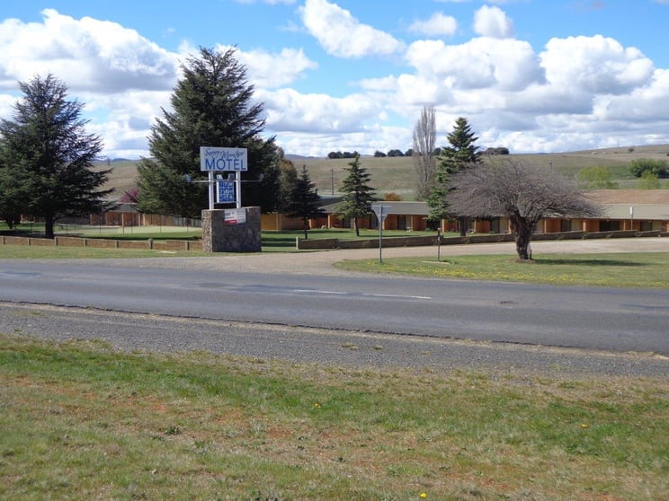 Click to view all images Adaminaby NSW 2629 - Image 3