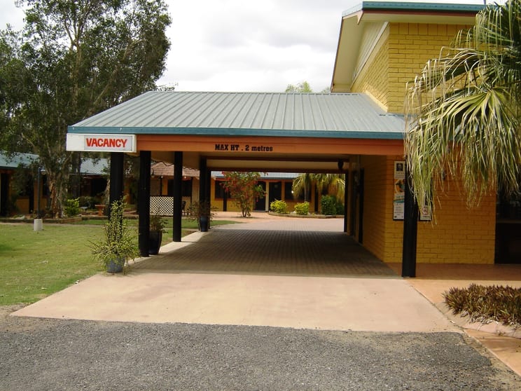 Click to view all images Mundubbera QLD 4626 - Image 1