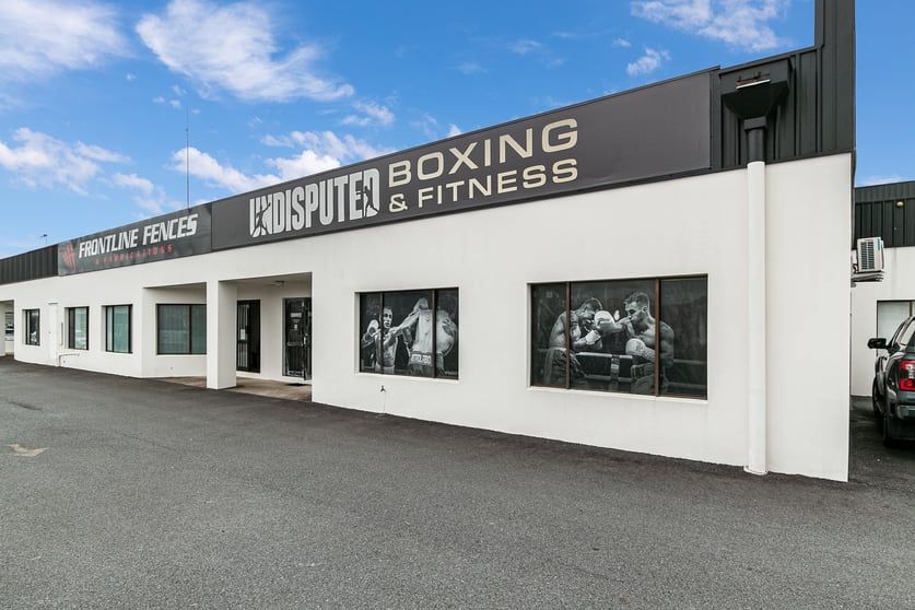 Click to view all images 2&3/31 Machinery Drive Tweed Heads South NSW 2486 - Image 2