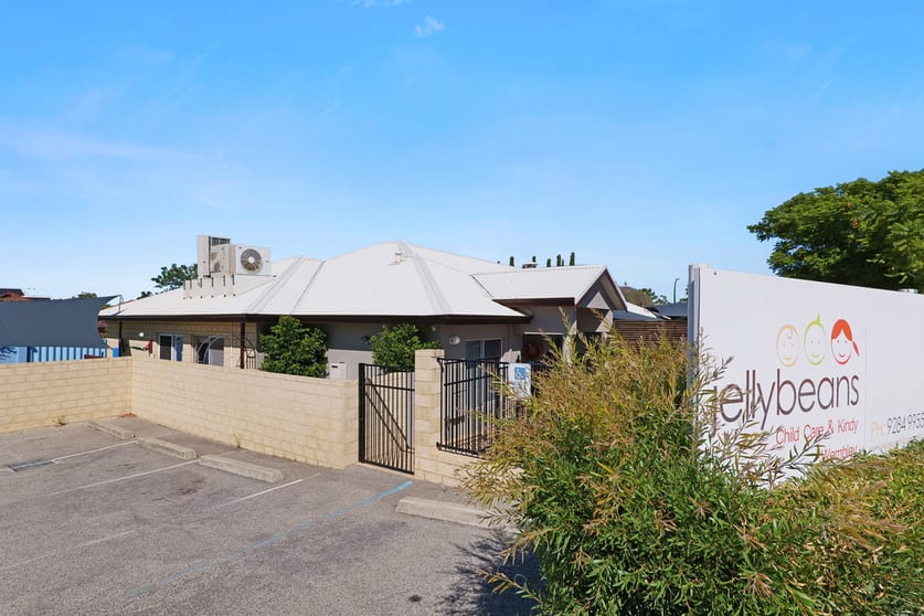 Click to view all images 58 Reserve Street Wembley WA 6014 - Image 3