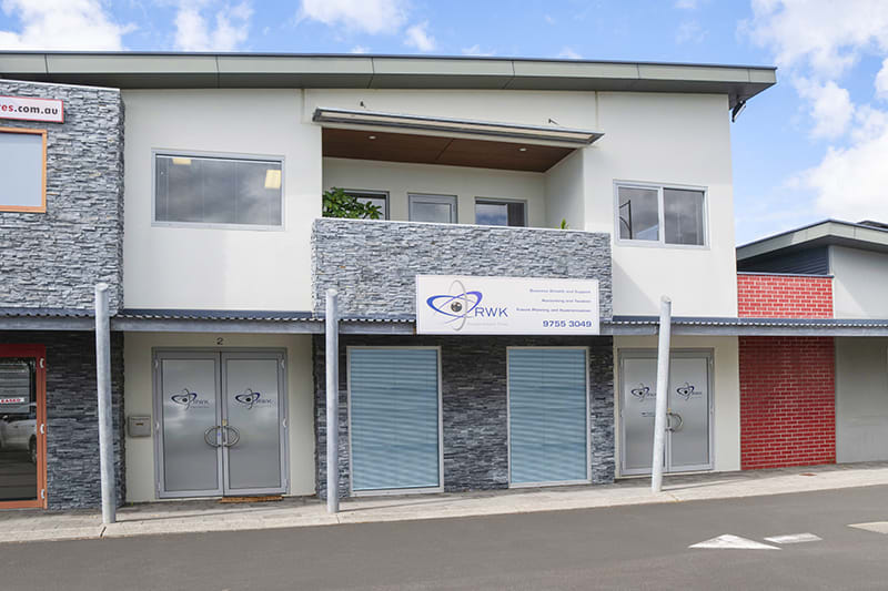 Click to view all images 2/18 Griffin Drive Dunsborough WA 6281 - Image 1