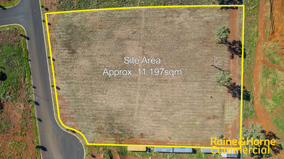 Click to view all images 14 Fiscal Way Dubbo NSW 2830 - Image 3