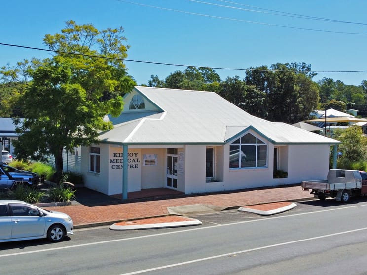 Click to view all images 34 William Street Kilcoy QLD 4515 - Image 1