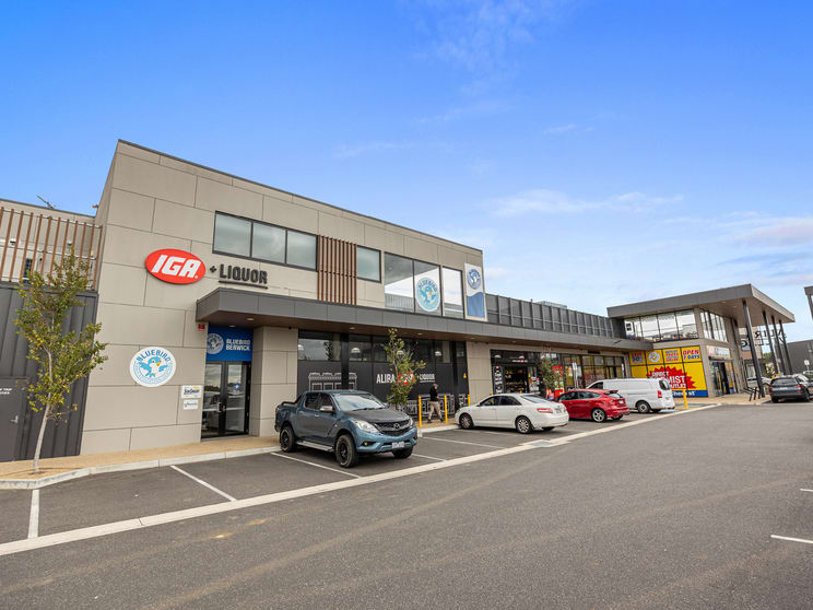 Click to view all images 36 Adakite Drive Berwick VIC 3806 - Image 1