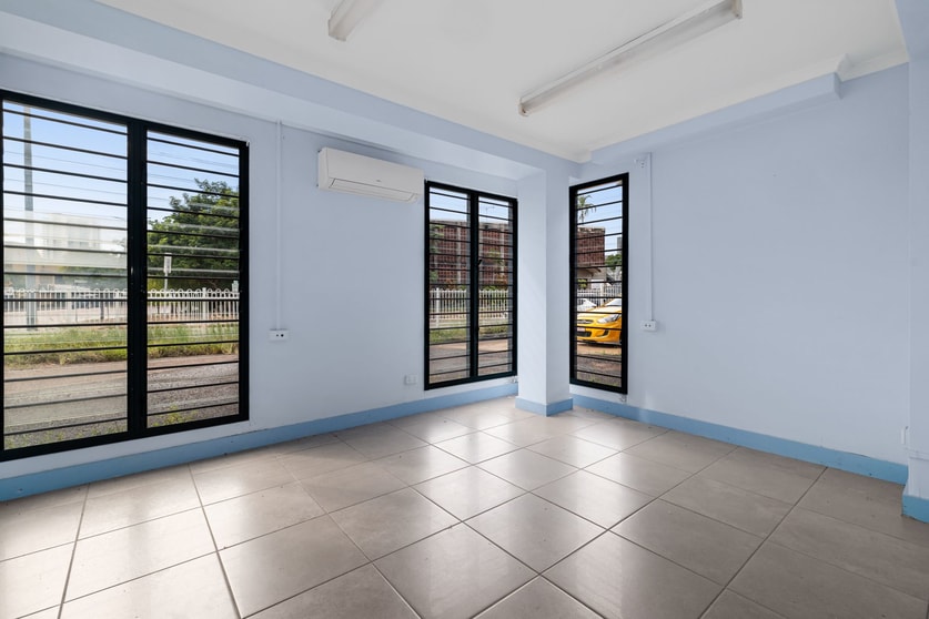 Click to view all images 77 Cavenagh Street Darwin City NT 0800 - Image 3