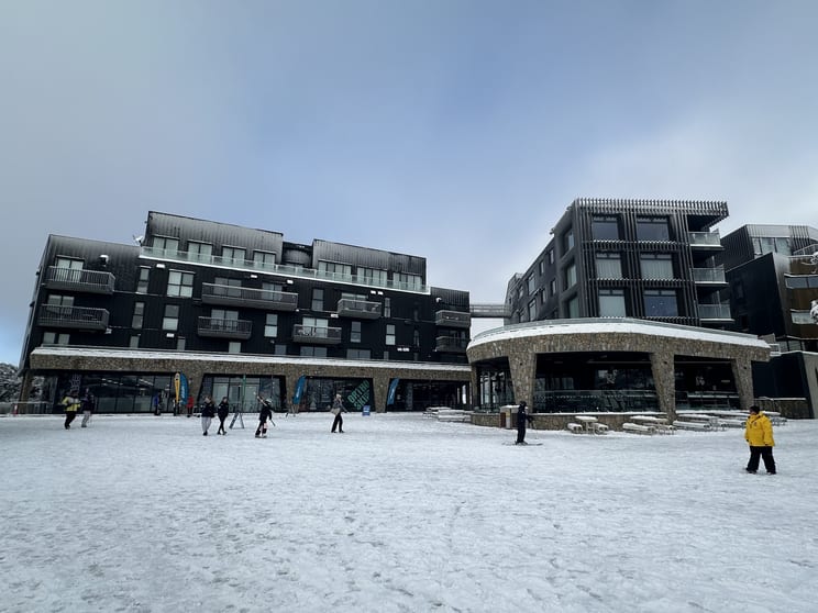 Click to view all images RB1 & RG1/2-4 The Avenue Mount Buller VIC 3723 - Image 3
