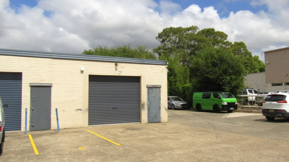 Click to view all images 7/41-43 Blaxland Road Campbelltown NSW 2560 - Image 3