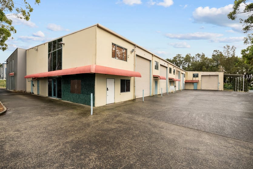 Click to view all images 2/9 Bon-Mace Close Berkeley Vale NSW 2261 - Image 2