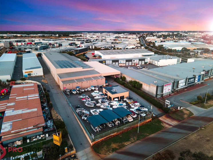 Click to view all images 27 Excellence Drive Wangara WA 6065 - Image 3