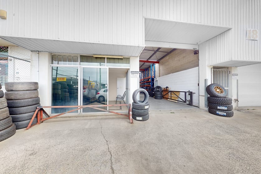 Click to view all images 18 Spanns Road Beenleigh QLD 4207 - Image 3