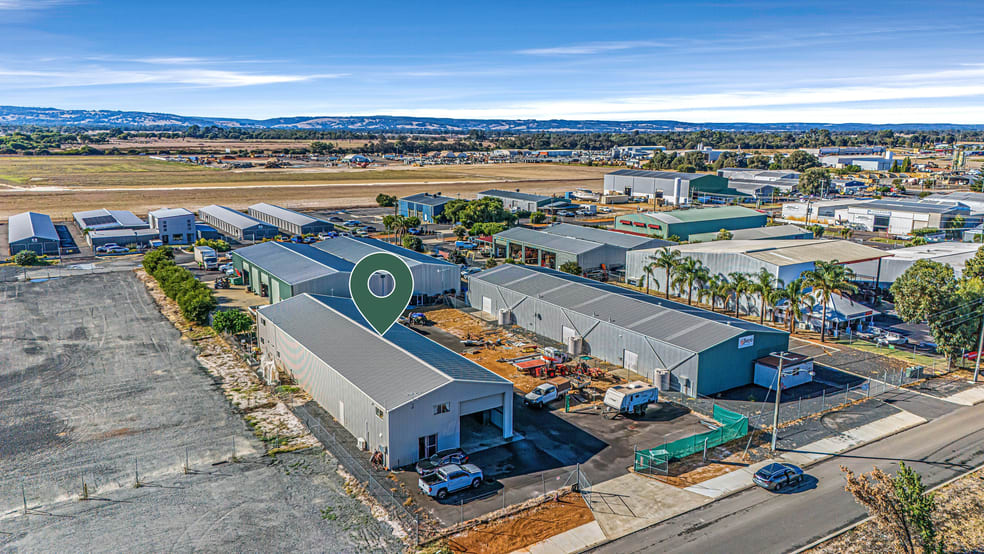 20 Piggott Drive Australind WA 6233 - Image 2