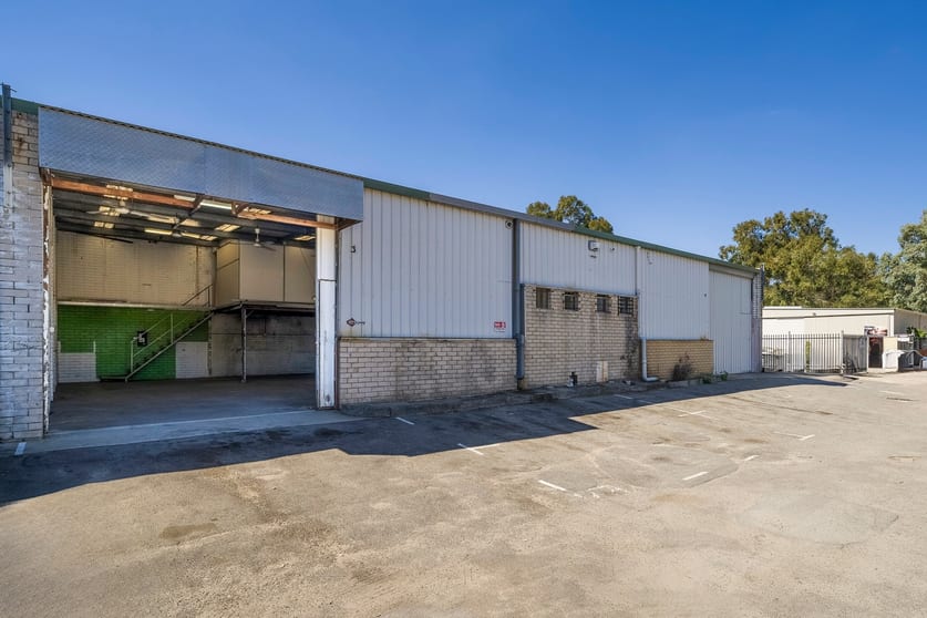 Click to view all images Unit 2/18 Rudloc Road Morley WA 6062 - Image 1