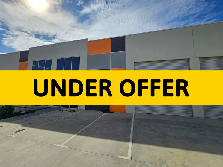 Click to view all images 4/3 Quartz Way Wangara WA 6065 - Image 1