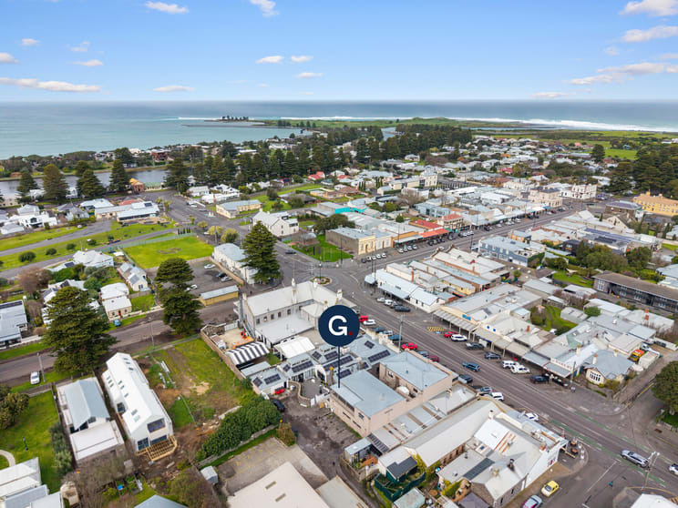 Click to view all images 4/22 Bank Street Port Fairy VIC 3284 - Image 2