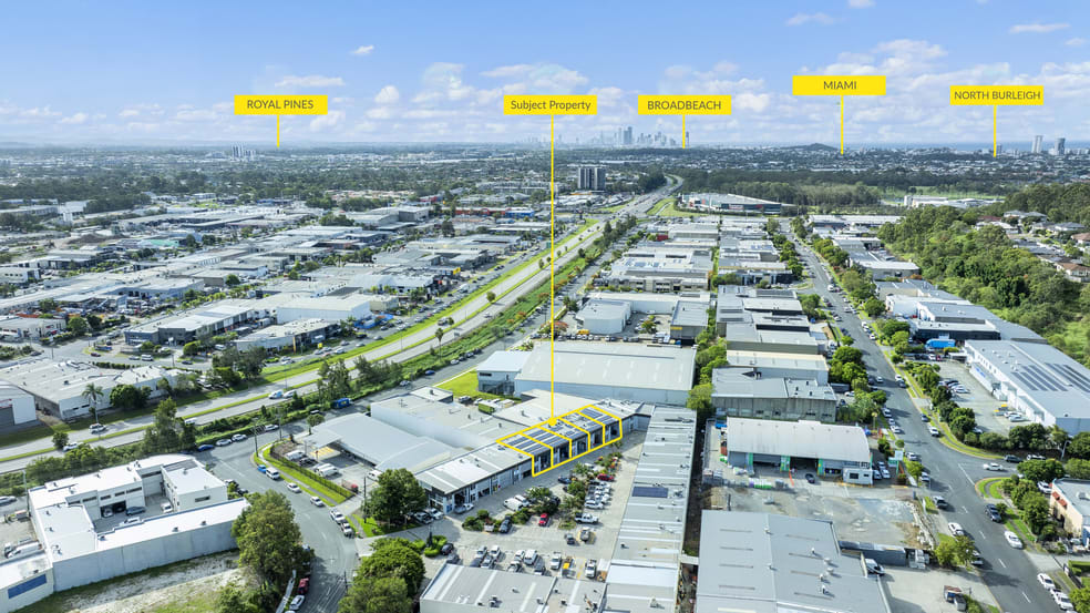 Click to view all images 8/4-6 Fremantle Street Burleigh Heads QLD 4220 - Image 2