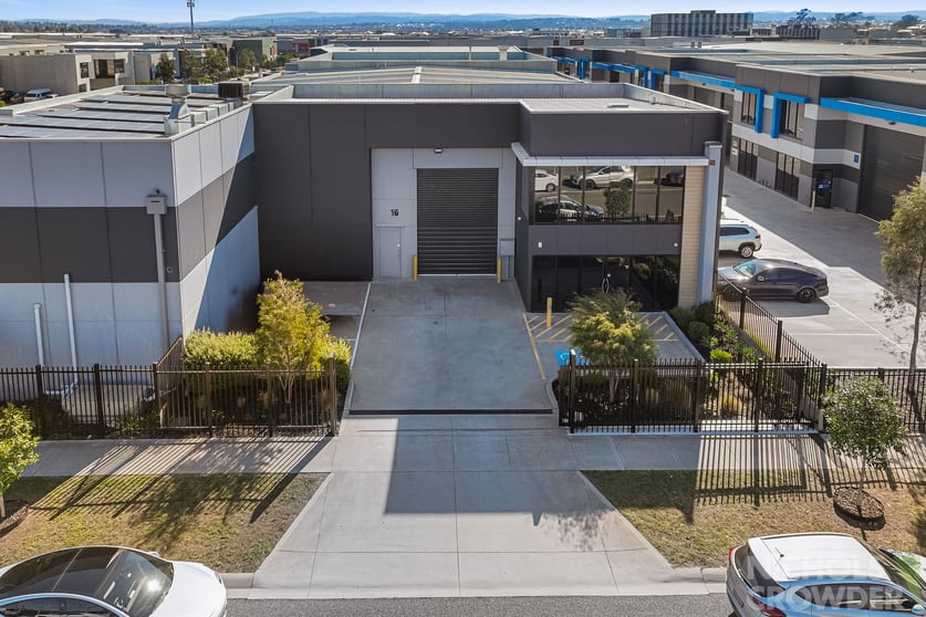 16 Rainier Crescent Clyde North VIC 3978 - Image 3