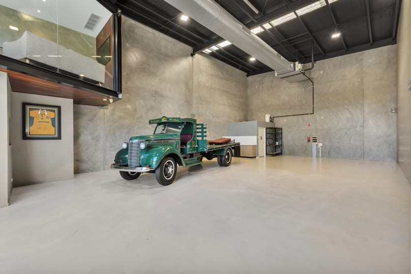 Click to view all images Unit 10/1-3 Selkirk Drive Noosaville QLD 4566 - Image 3