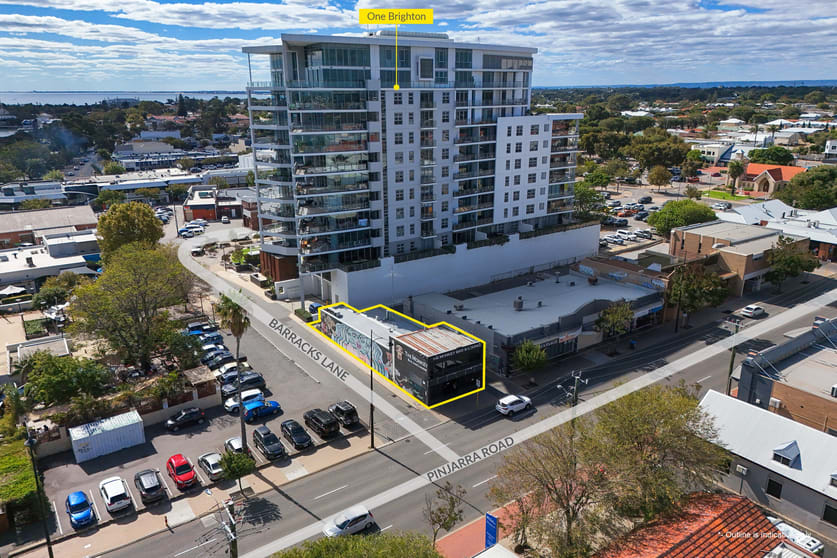 Click to view all images 12 Pinjarra Road Mandurah WA 6210 - Image 2