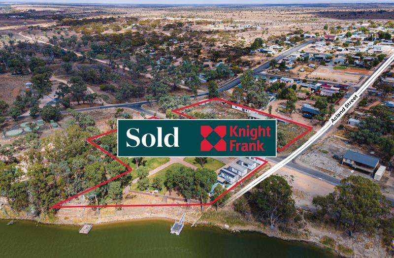 Click to view all images Whole Property/39-41 Acland Street, 38-40 South Terrace, Saunders Street Blanchetown SA 5357 - Image 1