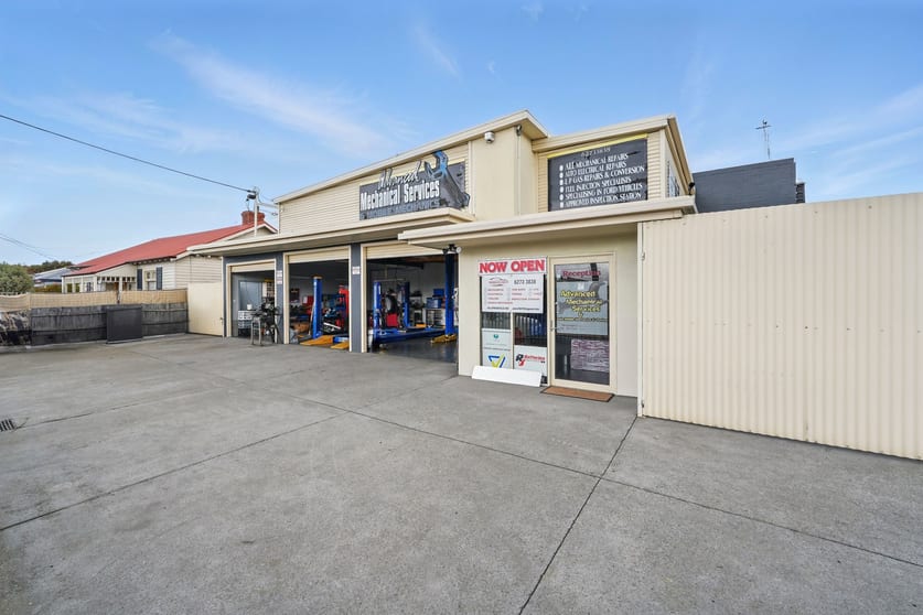 Click to view all images 19a Springfield Avenue Moonah TAS 7009 - Image 2