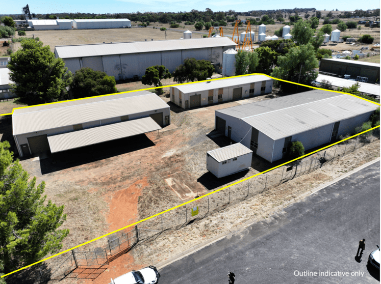 Click to view all images 1-5 Gemini Place Parkes NSW 2870 - Image 2