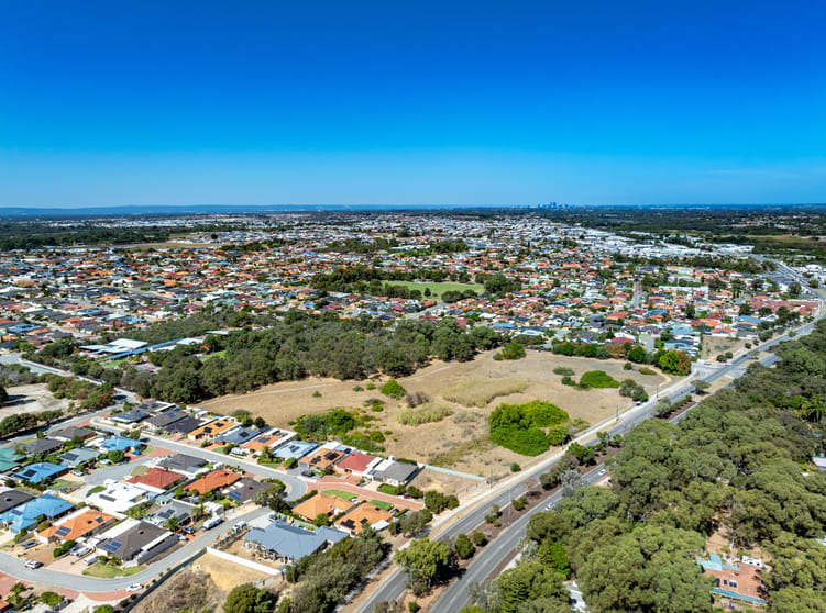 Click to view all images Lot 9000 Kirkstall Drive Hocking WA 6065 - Image 2