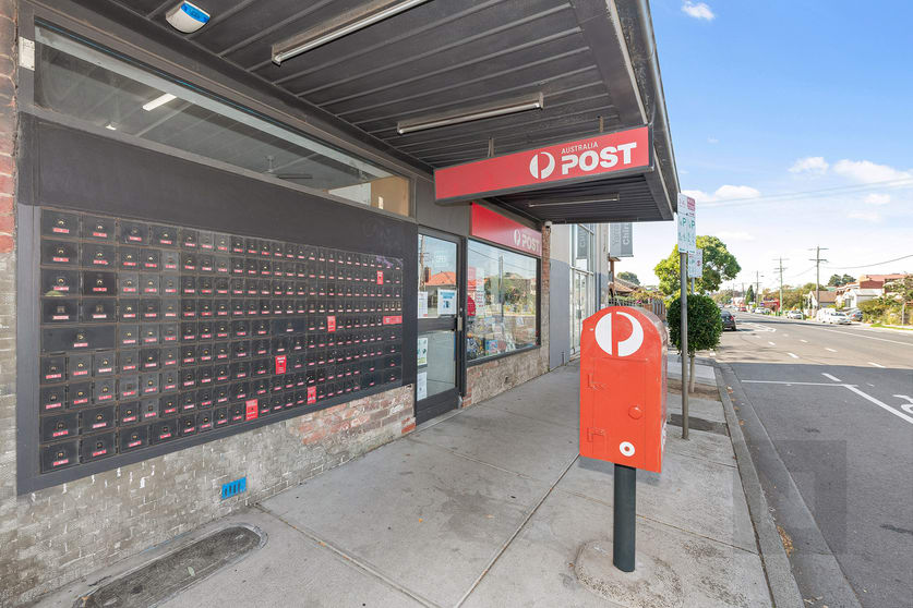 Click to view all images 194A Somerville Road Yarraville VIC 3013 - Image 2