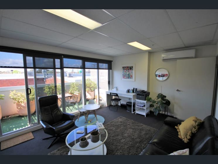 Click to view all images Level 1/8/349-351 Bluff Road Hampton VIC 3188 - Image 1
