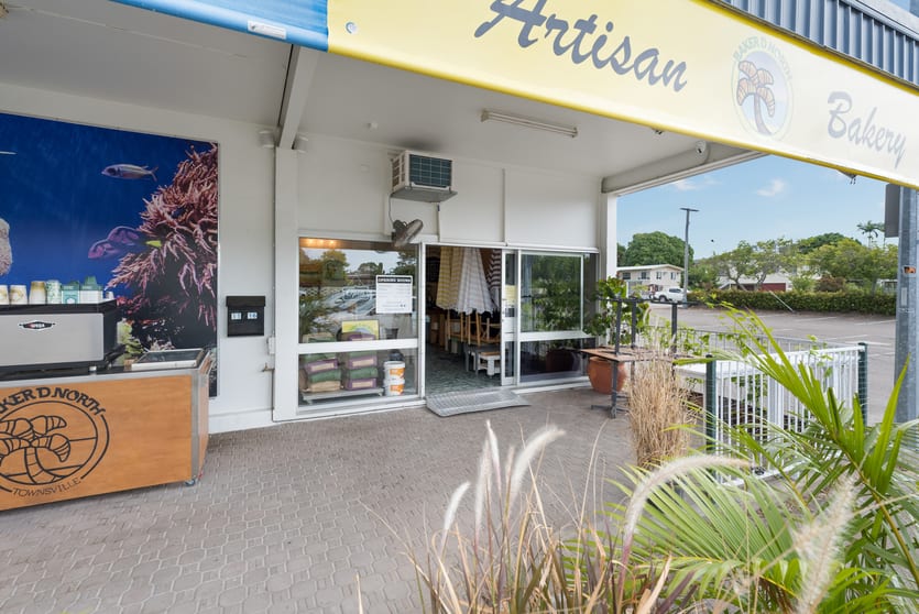 Click to view all images 6/16-24 Brampton Avenue Cranbrook QLD 4814 - Image 3