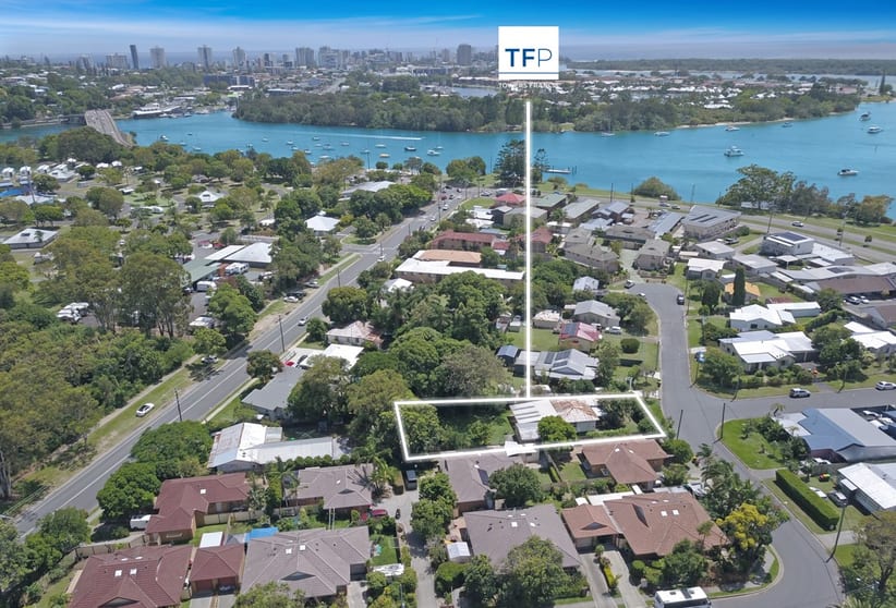 Click to view all images 11 Cox Drive Tweed Heads South NSW 2486 - Image 1