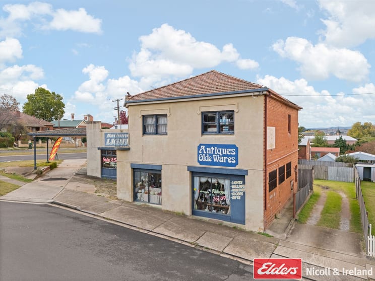 Click to view all images 252 William Street Bathurst NSW 2795 - Image 2