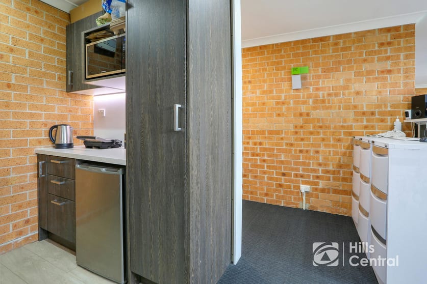 Click to view all images 8/27 Terminus Street Castle Hill NSW 2154 - Image 3