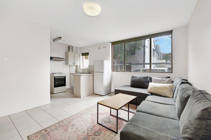 Click to view all images 28 Station Street East Harris Park NSW 2150 - Image 3
