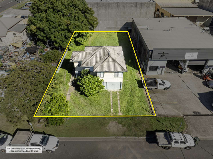 Click to view all images 8 Queensland Road Darra QLD 4076 - Image 3