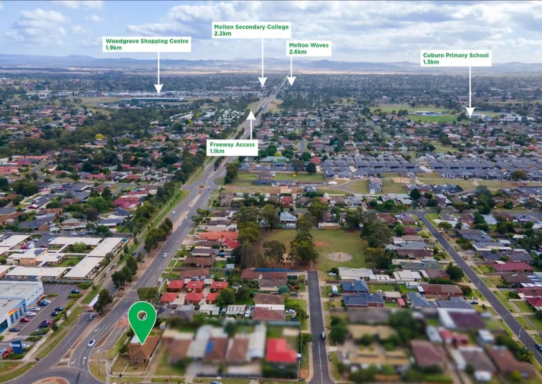 Click to view all images 112 Brooklyn Road Melton South VIC 3338 - Image 3