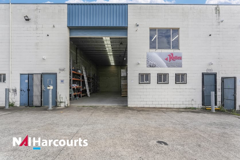 2/11 Frost Road Campbelltown NSW 2560 - Image 3