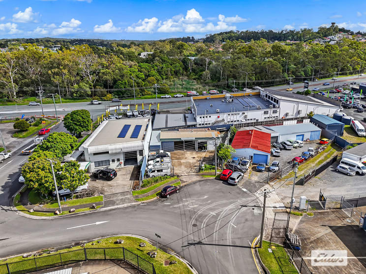 Click to view all images 57 Kenway Drive Underwood QLD 4119 - Image 2