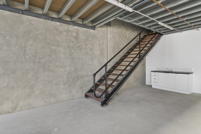 Click to view all images 8/15 Warehouse Circuit Yatala QLD 4207 - Image 2