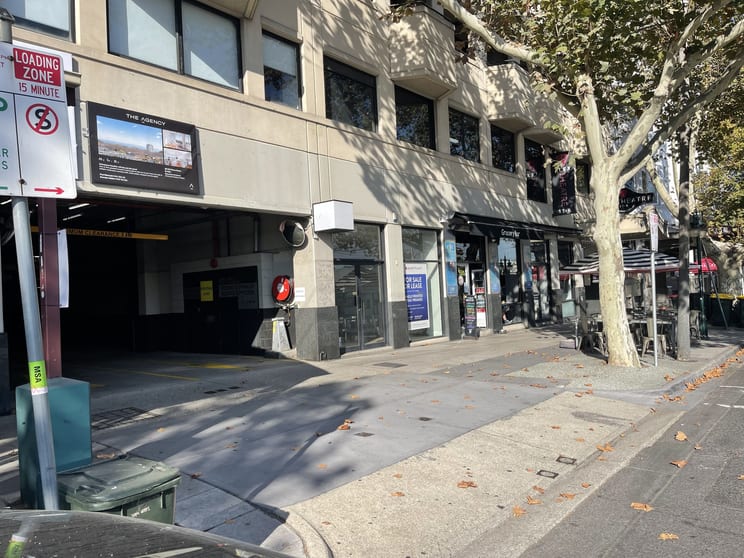 Click to view all images 299/135 Fitzroy Street St Kilda VIC 3182 - Image 3