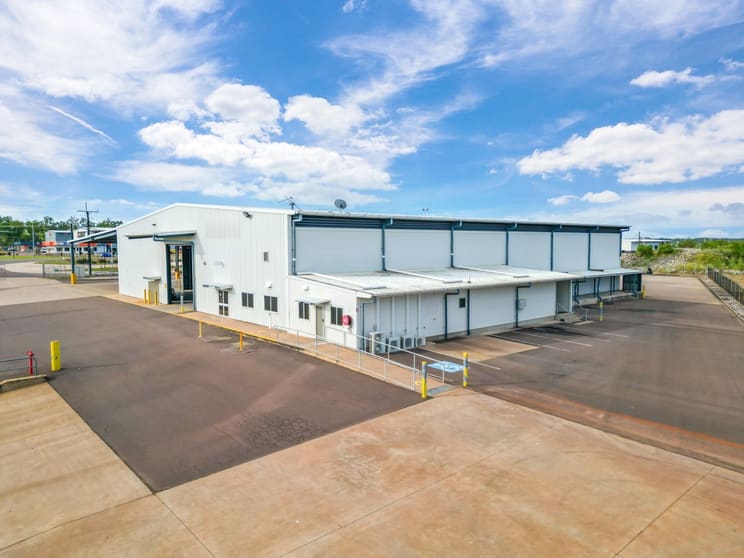 Click to view all images 6 McCarthy Close Wishart NT 0822 - Image 2