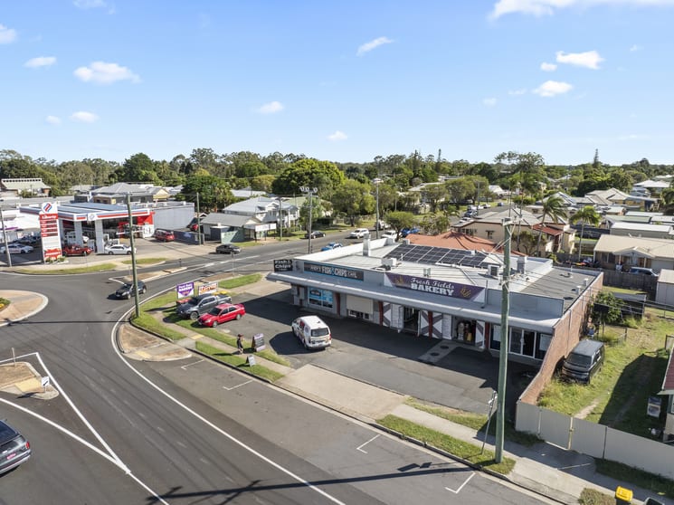 73 Gavin Street Bundaberg North QLD 4670 - Image 2