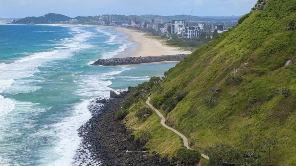 Click to view all images 12/2 Goodwin Terrace Burleigh Heads QLD 4220 - Image 3